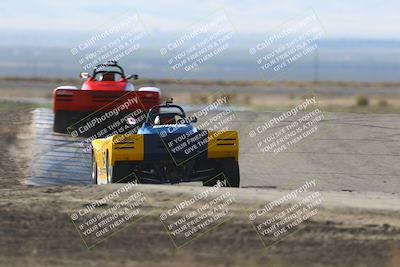 media/Oct-26-2025-CalClub SCCA (Sun) [[8ce1e69566]]/Group 6/Grapevine/